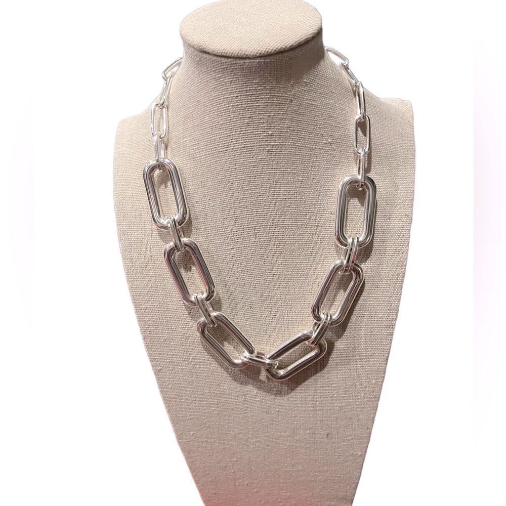Nwot Slate Quinn Statement Necklace In Silver Perfect Condition!